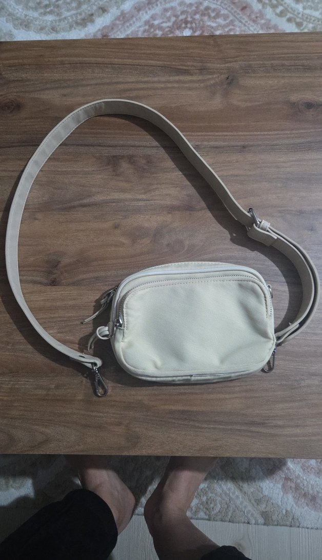 Stradivarius Çapraz Askılı Çanta - Görsel 2