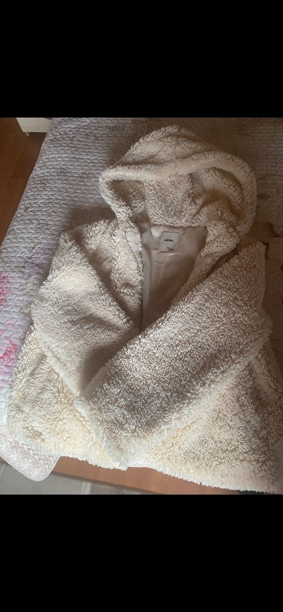 Kapüşonlu Beyaz Peluş Kadın Ceket - Görsel 3