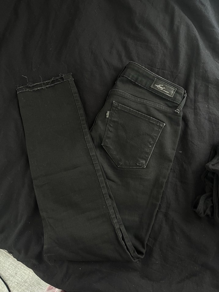Siyah Denim Levis Jean — görsel 2/5