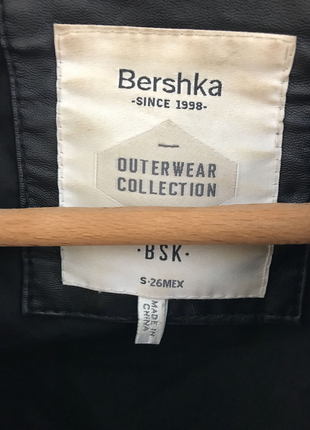 s Beden siyah Renk BERSHKA DERİ CEKET