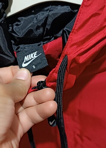 Nike Sıfır ürün s m l xl XXL olarak var