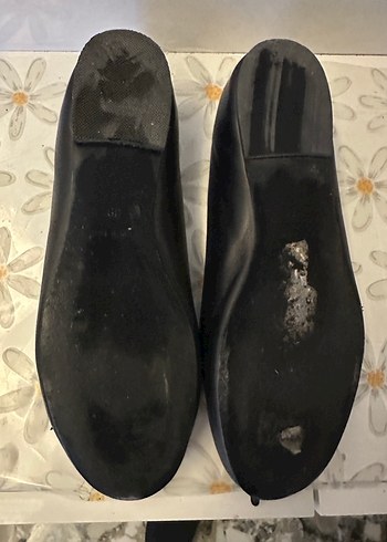 Hotiç Siyah Tokalı Kadın Topuklu Babet