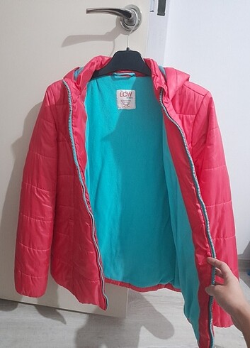 15-16 Yaş Beden Temiz pembe kız mont