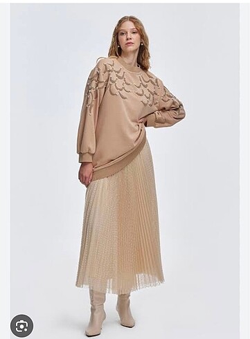 Punch sweat incili tunik Kadriye Baştürk