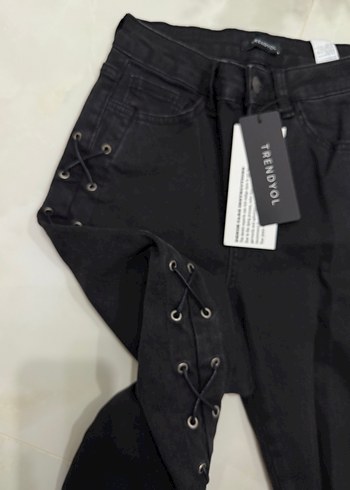 xs Beden siyah Renk Trendyol pantolon