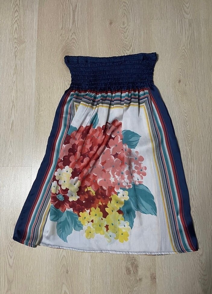 Çiçek Desenli Straplez plaj elbisesi - Görsel 5