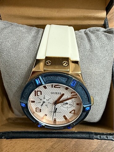 Guess Guess orjinal saat