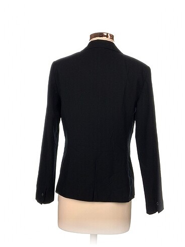 38 Beden Zara Blazer %70 İndirimli.