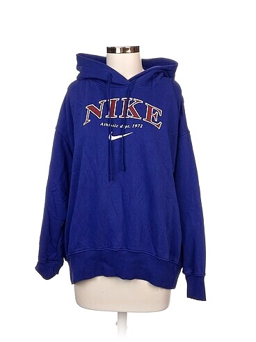 Nike Sweatshirt %70 İndirimli.