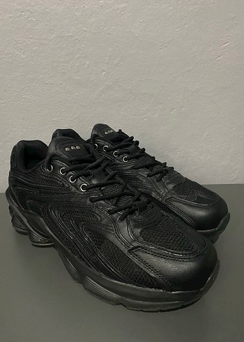 Bershka Spor Ayakkabı - Görsel 3