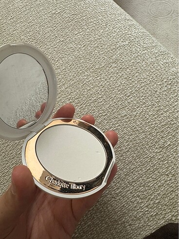  Beden Renk Charlotte tilbury air brush brightening flawless finish fair med