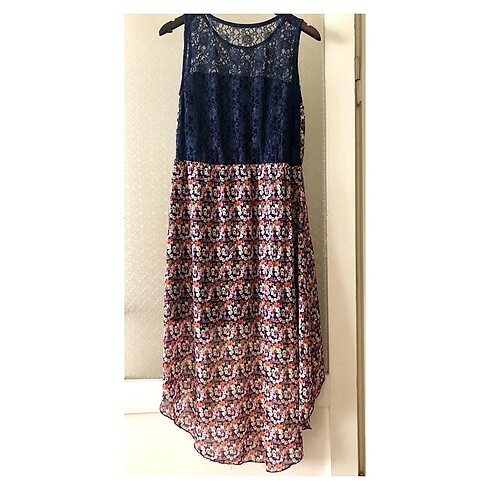 LC Waikiki 42 beden lacivert yazlık çiçekli elbise