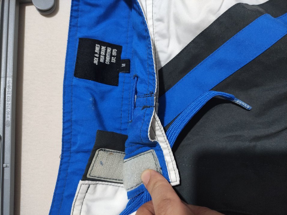 Gri Renkli Gevşek Kesim Erkek Şort - Görsel 3