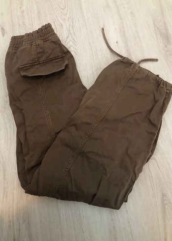 38 Beden Bershka Kahverengi Kargo Kadın Pantolon
