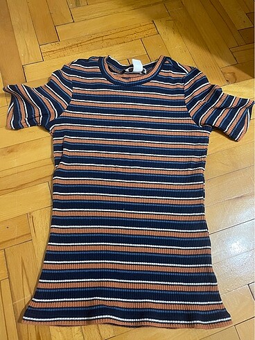 H&M tshirt