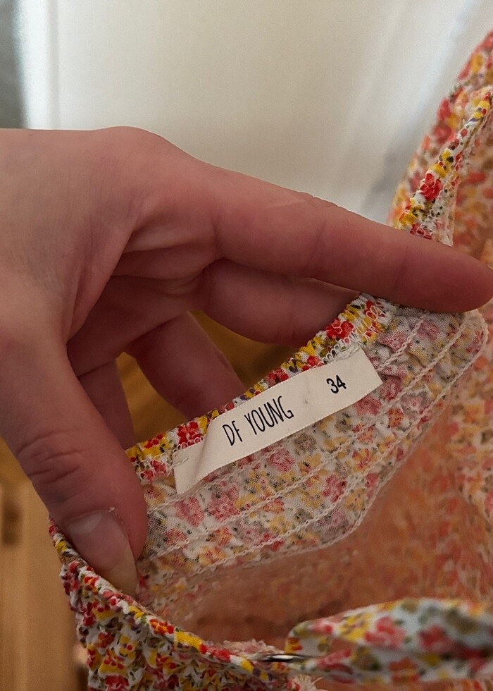 Çiçekli elbise - Görsel 4