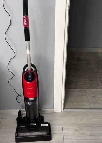 Kırmızı Dikey Elektrikli Süpürge - Görsel 2