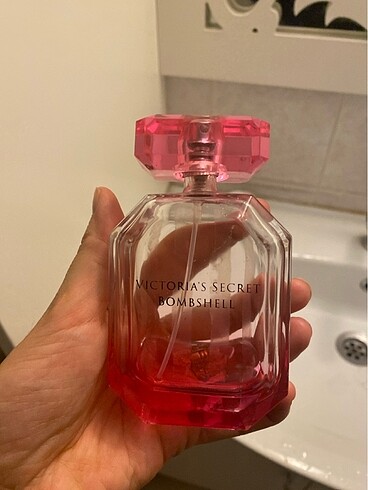 Boş parfüm şişesi victoria secret