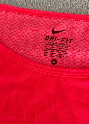 Bayan Nike tişört - Görsel 4