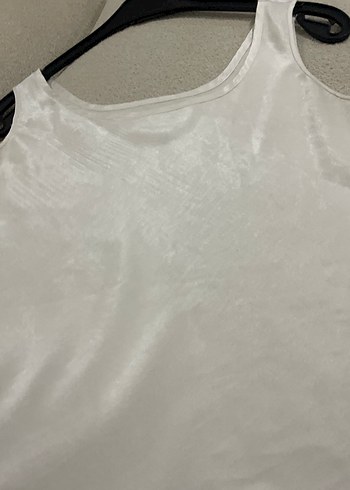 Kadın Beyaz Kolsuz ipek Atlet - Görsel 5