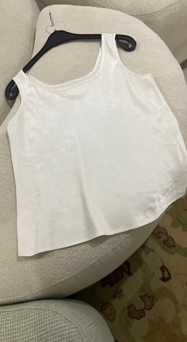 Kadın Beyaz Kolsuz ipek Atlet - Görsel 2