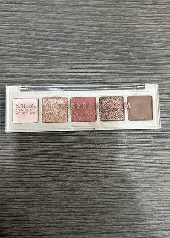 MUA Bej Göz Farı Paleti
