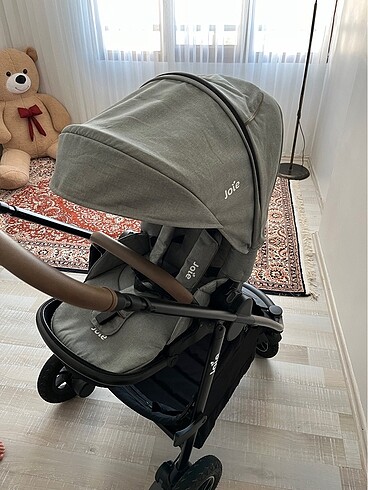 9- 36 kg Beden gri Renk Joie Versatrax Çift yönlü bebek arabası.