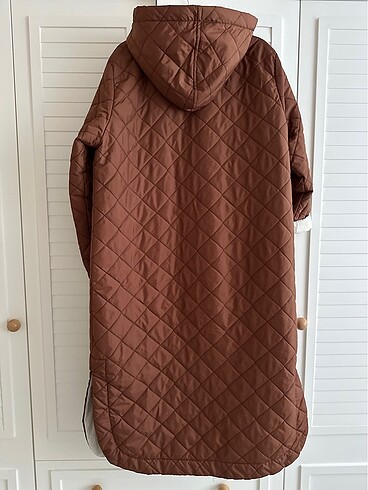 Kapşonlu mevsimlik mont - Görsel 5