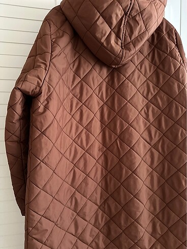 Kapşonlu mevsimlik mont - Görsel 9