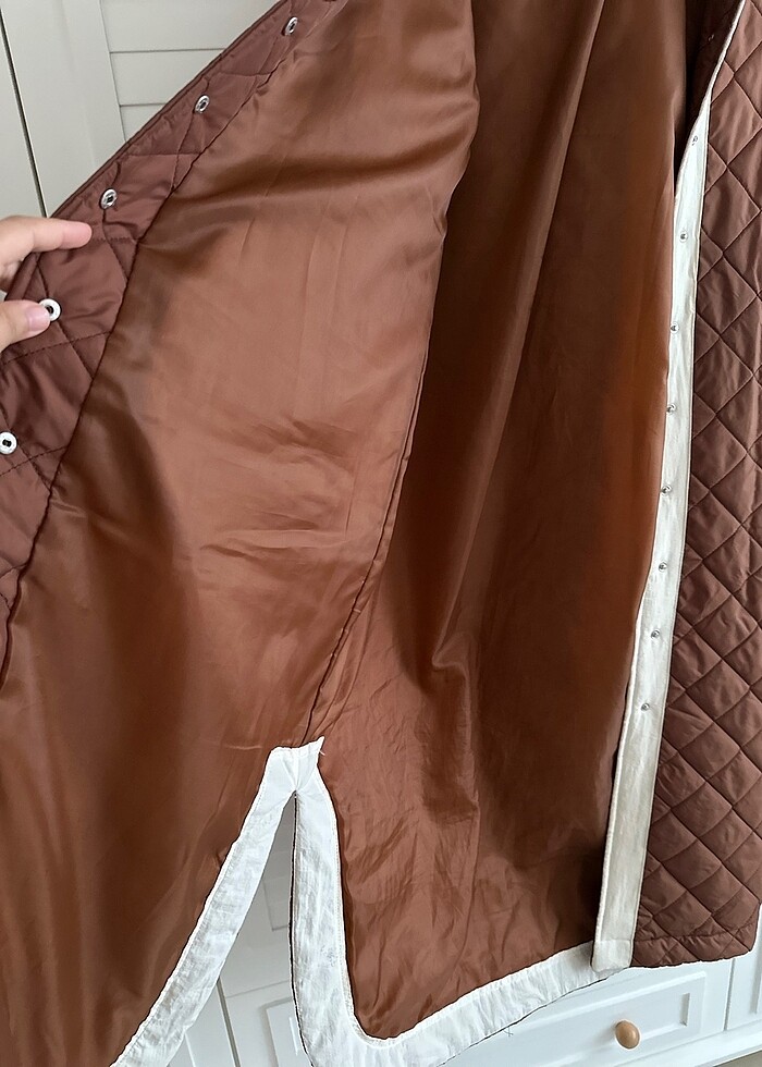 Kapşonlu mevsimlik mont - Görsel 4