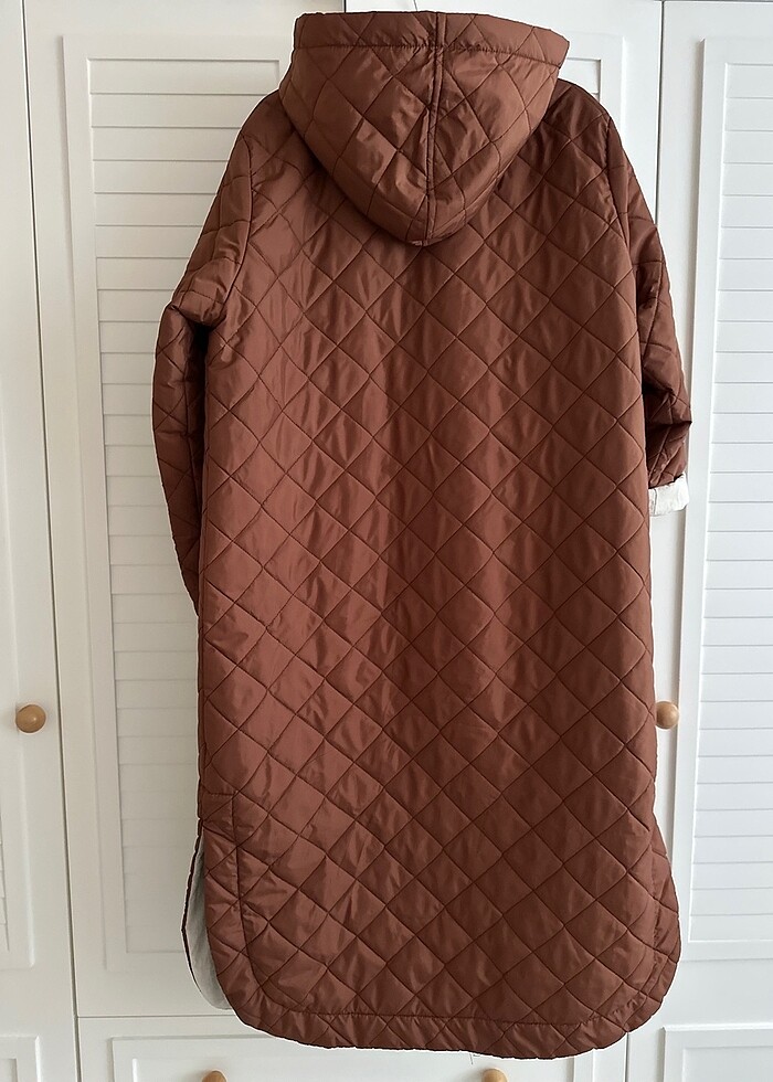 Kapşonlu mevsimlik mont - Görsel 5