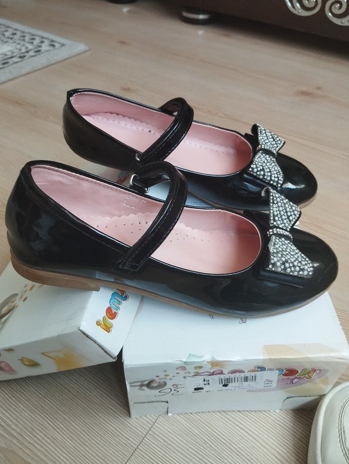 Kız Çocuk Siyah Parlak Fiyonk Detaylı Babet - Görsel 4