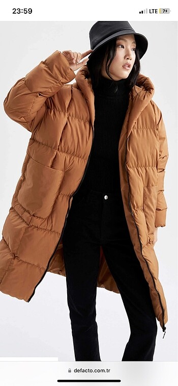 Defacto Mont