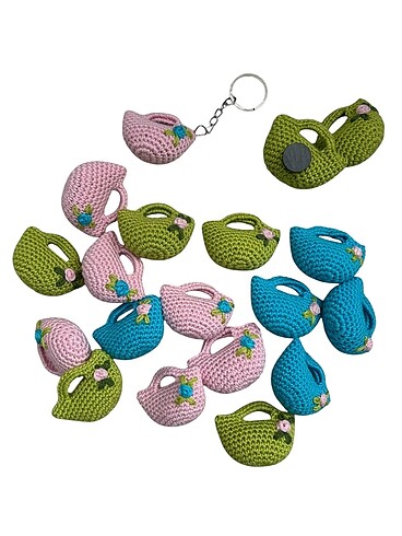 Amigurumi hediyelik magnet ya da anahtarlık