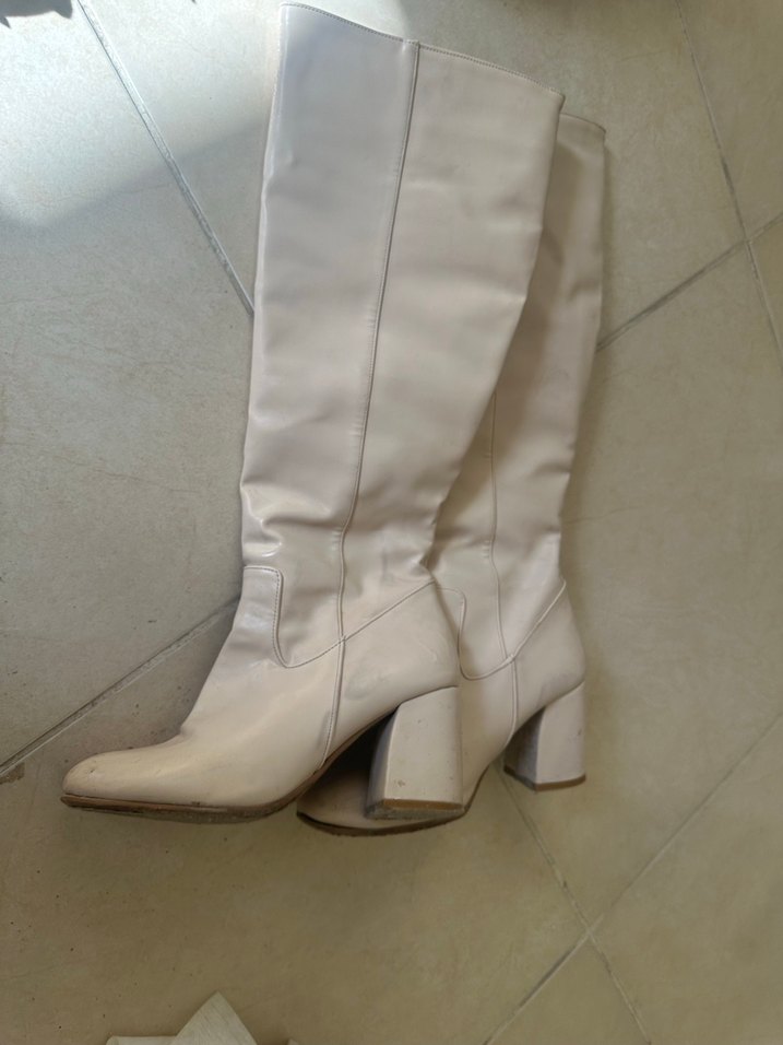 Bej Kadın Çizme - Görsel 3