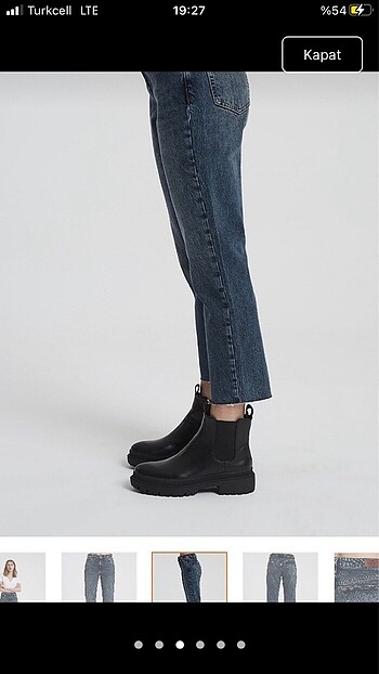 Zara Cross jean