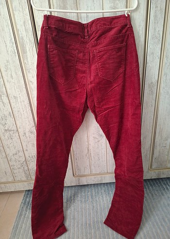 Mudo marka 2 tane  kirmizi ve yesil kadife pantolon - Görsel 4
