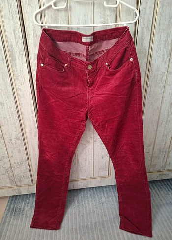Mudo marka 2 tane  kirmizi ve yesil kadife pantolon - Görsel 2