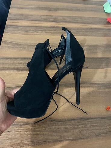 Flo Ayakkabı Topuklu ayakkabi