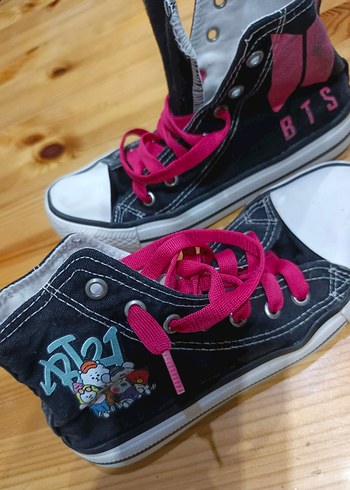 34 Beden Renkli Punk Tarzı Spor Ayakkabı