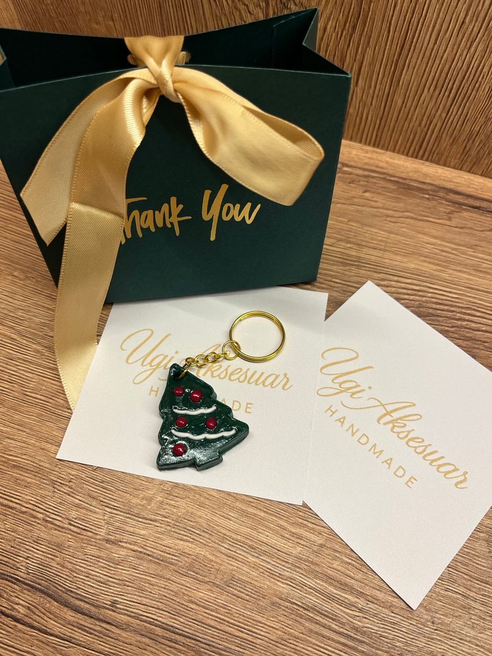 Yılbası Kadın Anahtarlık - Görsel 2