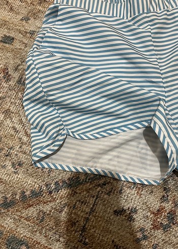 Mavi beyaz cizgili bayan deniz sortu - Görsel 3