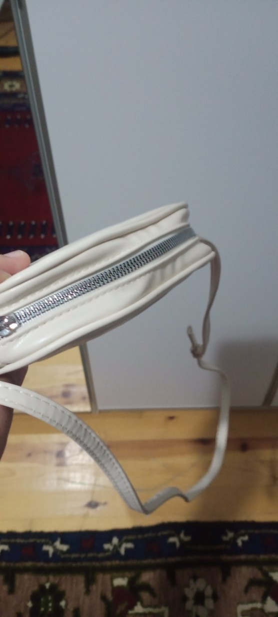 Beyaz Deri Fermuarlı Kadın Çantası çapraz zarif - Görsel 3