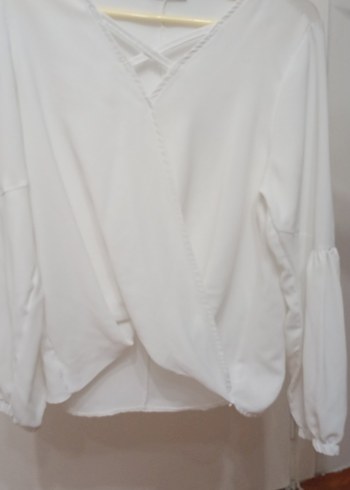 Beyaz V Yaka Askılı Bluz - Görsel 8