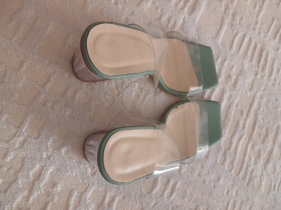 Şeffaf Bantlı Yeşil Kadın Topuklu Terlik - Görsel 2