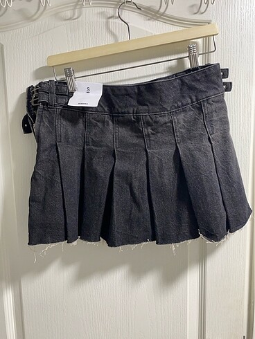 Bershka bersha kot etek