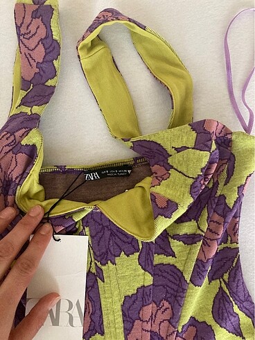Zara Crop bustiyer