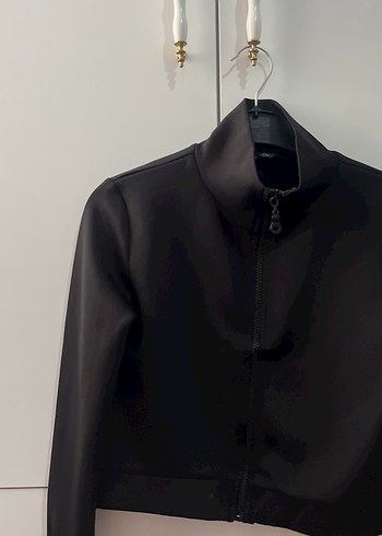 Siyah Fermuarlı Yüksek Yakalı Kadın Ceketi - Görsel 2