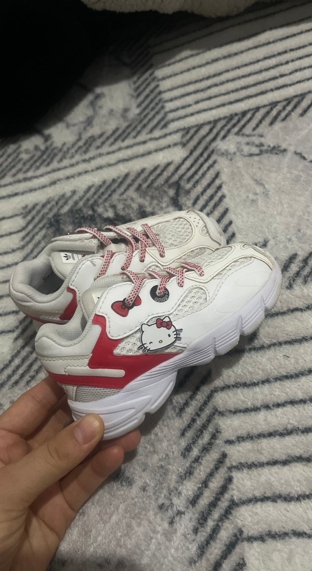 Hello Kitty Desenli Kız Çocuk Spor Ayakkabı - Görsel 2