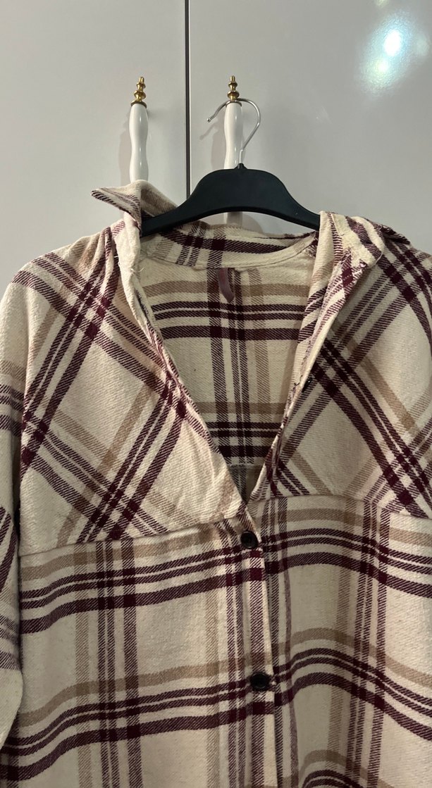 Bej Kareli Cepli Uzun Kollu Kadın Gömlek - Görsel 2